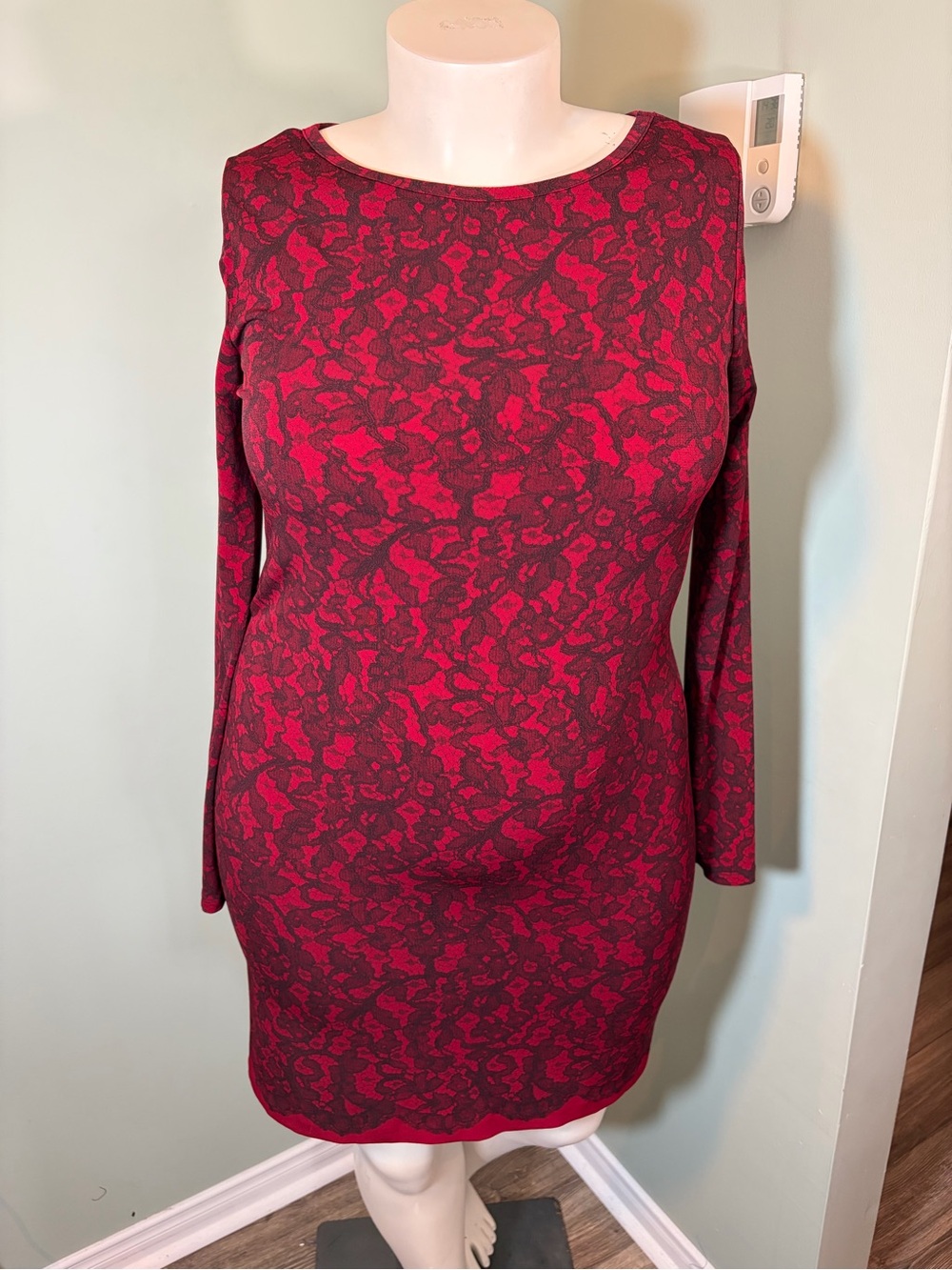 141. Michael Kors Women’s Red Patterned Long Sleeve Dress